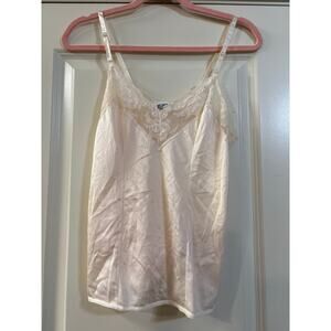 Body Chic Ivory Satin Lace Tank